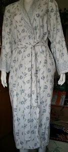 Victoria's Secret Robe